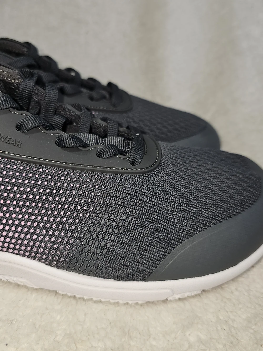 Hike Footwear new without